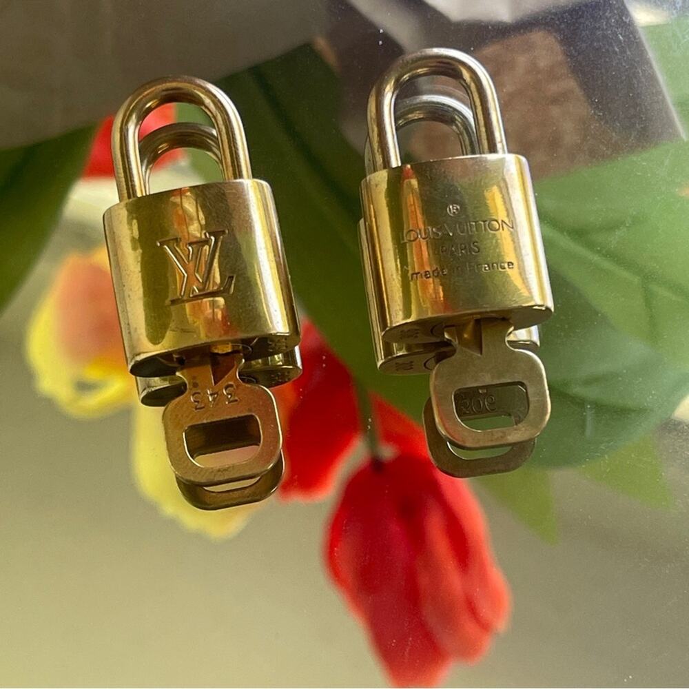 2 Authentic Louis Vuitton Brass Locks & Keys for speedy